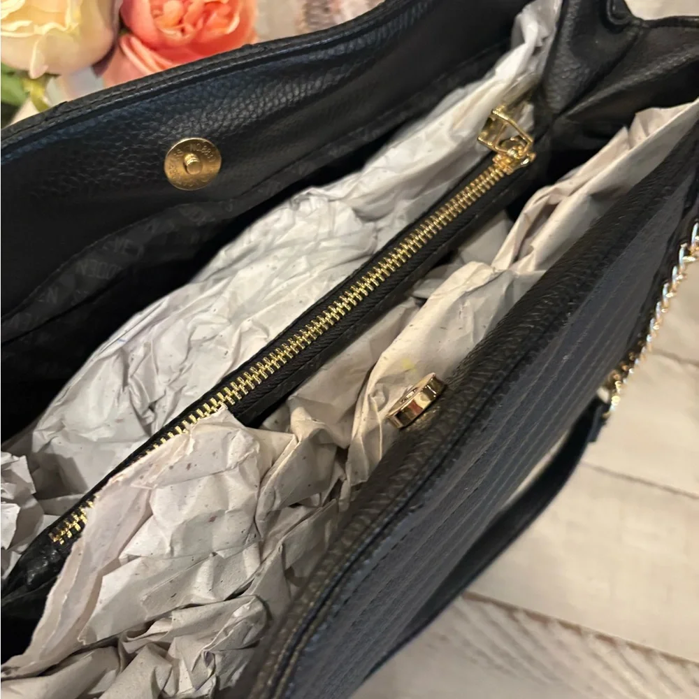 Steve Madden Black Quilted Shoulder Bag with Gold Chain Straps - Picture 6 of 10